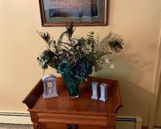 Dry sink/cabinet