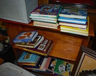 A very few of the collectors books being sold. $1 or $2 each glass, antiques, furniture, Salt & Pepper and so many more. Over 100 collect guide books