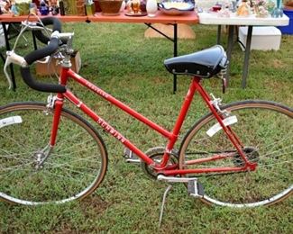 Vintage 1970's Schwinn Traveler Bike