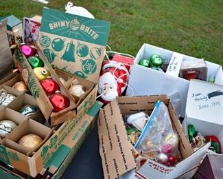 Lots of vintage Christmas