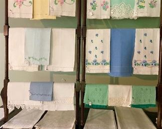 A beautiful collection of finger tip and hand towels in a verity of pastel colours.