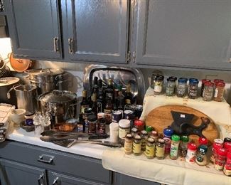 Stockpots unopened sauces and seasonings