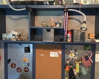 Great Wall Shelf with magnetic and bulletin boards - bring tools :)