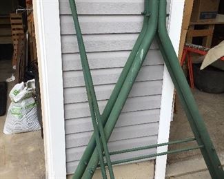 Frame to outdoor swing