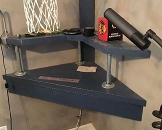 “Floating” Corner Headboard for Twin Bed - bring tools - :)