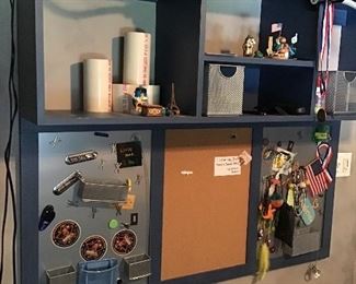 Great Shelf with Magnet & Bulletin Boards