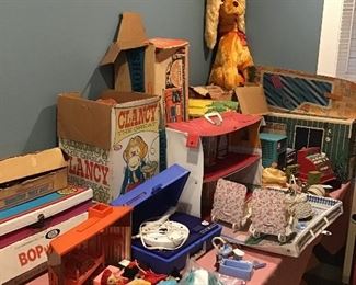 Dollhouses, Barbie Dream House, Clancy the Great, Showboat with Scripts, Record Player, Cuddly Dudly