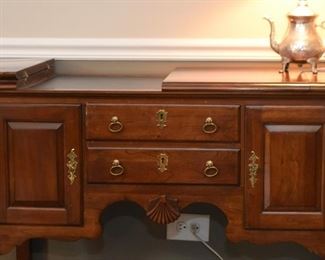 Sideboard / Buffet with Flip Top