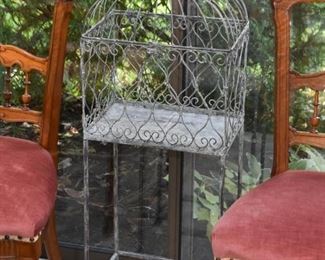 Garden Decor / Decorative Metal Terrarium (no glass)