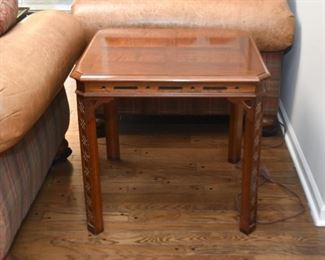 End Table / Side Table