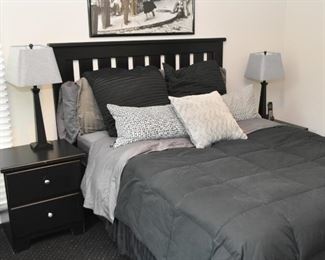 Full Size Black Contemporary Bed (Headboard, Frame, Mattress & Box Spring), Bed Linens