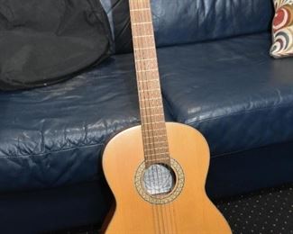 Amada Classic Acoustic Guitar