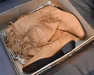 Women's Boots - Size 7
