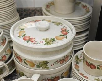 Wedgwood Dinnerware (Quince Pattern)