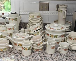 Wedgwood Dinnerware (Quince Pattern)