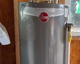 40 Gallon Hot Water Tank