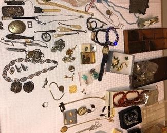 Jewelry and miniatures 