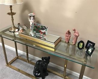 Nice console table with décor!
