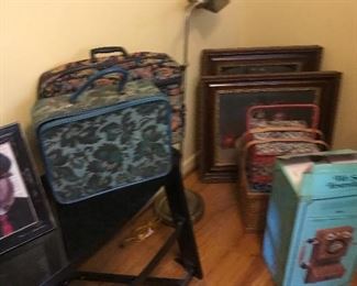 Mod suitcases!
