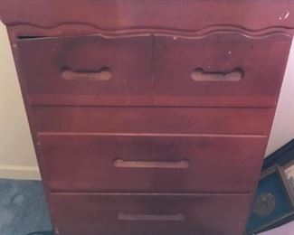 Several antique/vintage furniture pieces that will make great projects 
