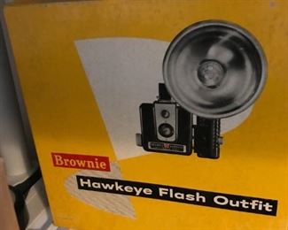 Vintage Brownie Hawkeye Flash Outfit