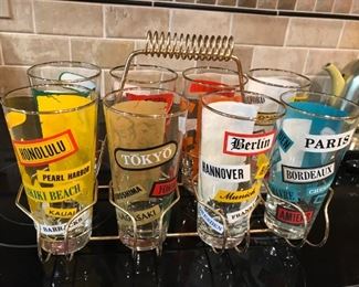 Vintage "Cities Around the World" drinking glasses
