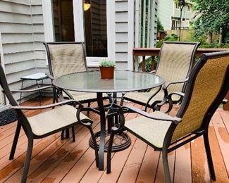 Patio Table & Chairs 