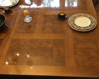 Beautiful inlaid top to the dining table