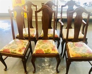set of 6 Queen Anne Chairs 