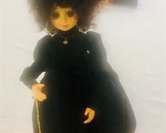 1986 Musical Doll for October 