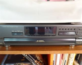 Technics CD Changer
