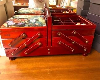 I love this sewing basket! It lifts and separates, says Jane Russell