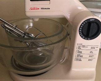 Sunbeam mixer unlike any I've ever seen