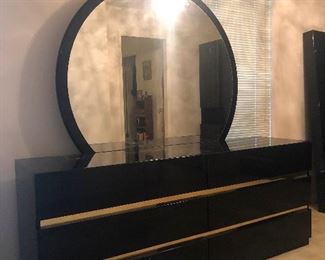 Bedroom Set arrived, 1980's Black Lacquered Holy WOW it's like if you boiled the entire 80s decade down to a dense syrup