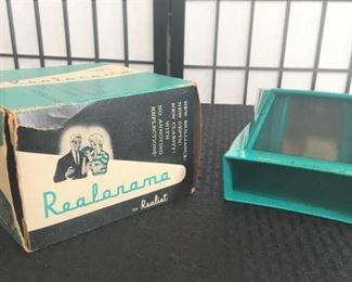 Realorama Viewer for 35 mm & Slides https://ctbids.com/#!/description/share/274871