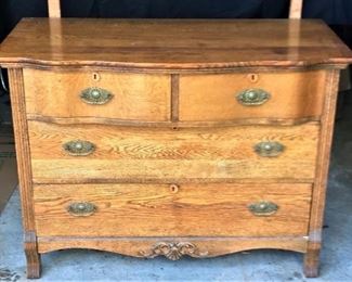 Vintage Oak Dresser https://ctbids.com/#!/description/share/274951