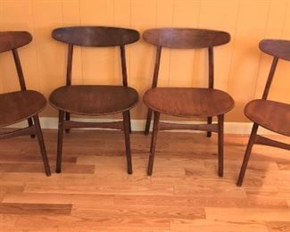 Designed by Hans J. Wegner. Made in Denmark by Carl Hansen & Son. Vintage mid-century.