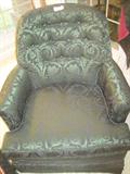 Tufted back swivel rocker chair with arm pads (under seat)