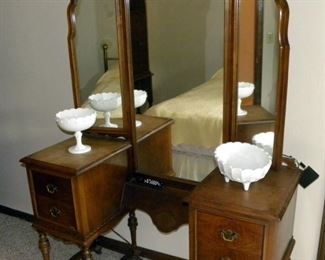 Antique Lammert's Furniture - Dressing Table