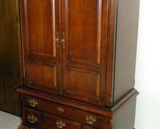 Lexington Furniture Chippendale Style Chest / Storage