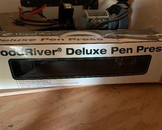 deluxe pen press