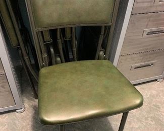 cosco gatefold chair