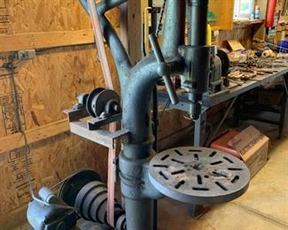 Early manufacturing belt driven drill press in working order