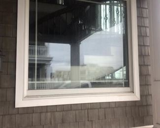 Bay window 66 X 62