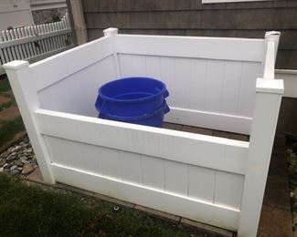 Trash can surround/enclosure