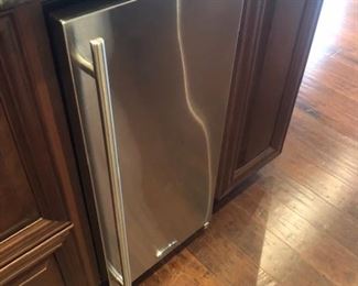 Miele 15" ice maker