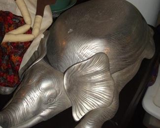 Large aluminum elephant casserole.