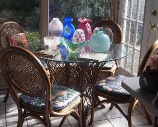 Nice Vintage Glass and Rattan Dinette Set covered in Art Glass