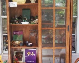 WONDERFUL Display cabinet full of vintage flower frogs