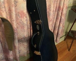 CF Martin & Co Guitar 000-28VS with Case